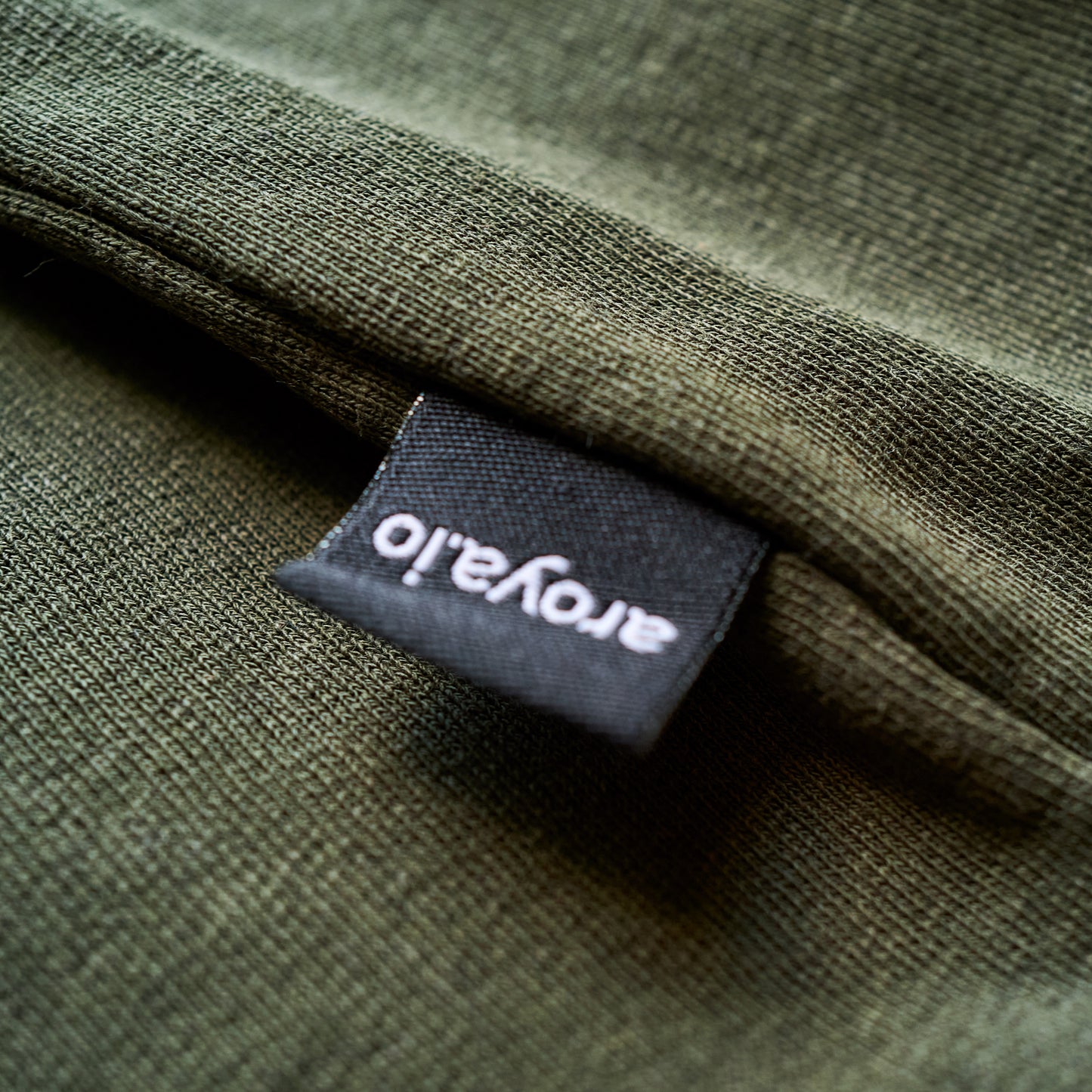 'Aroya Crop Steering' - Hemp Crew Neck